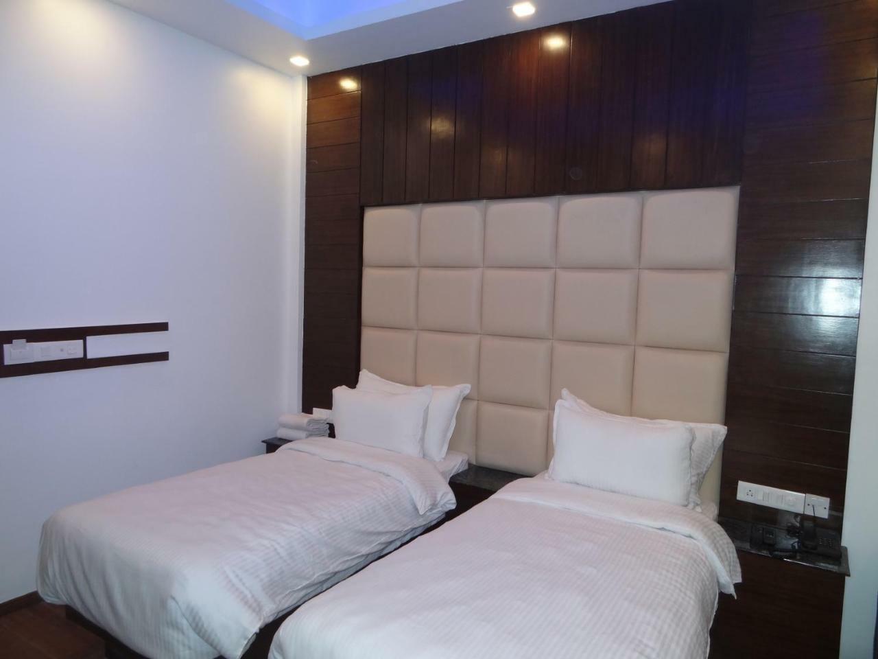 Kamakshi Residency By Royal Collection Hotel & Resorts Tapovan 외부 사진